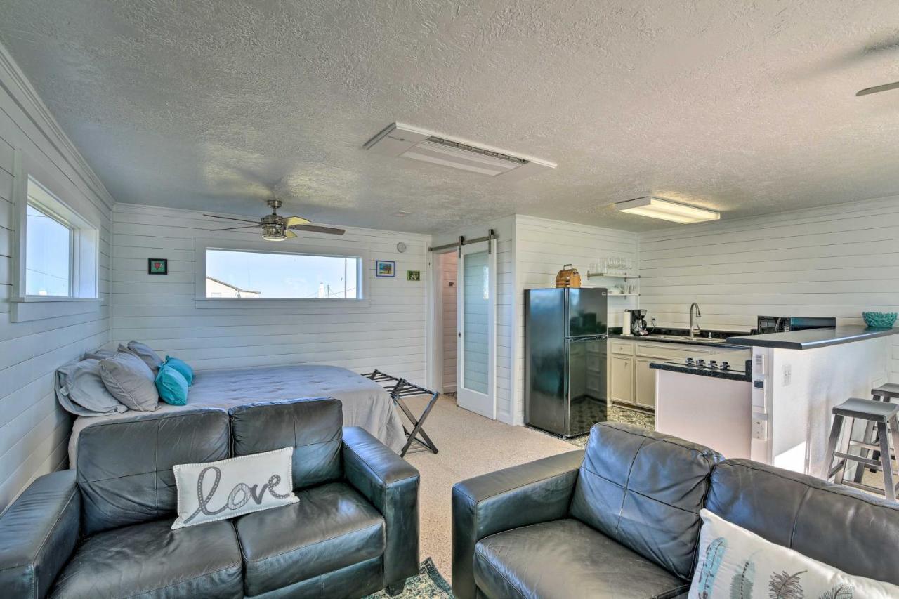 Open-Concept Cottage Less Than 1 Mi To Beach! Surfside Beach Bagian luar foto