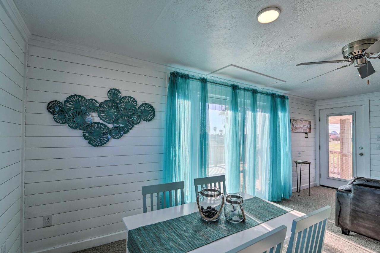 Open-Concept Cottage Less Than 1 Mi To Beach! Surfside Beach Bagian luar foto