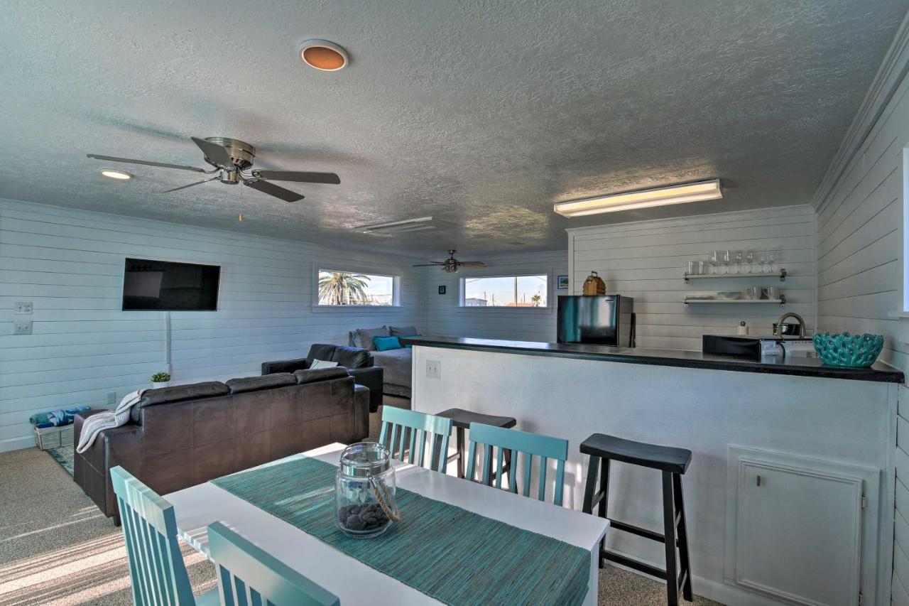 Open-Concept Cottage Less Than 1 Mi To Beach! Surfside Beach Bagian luar foto