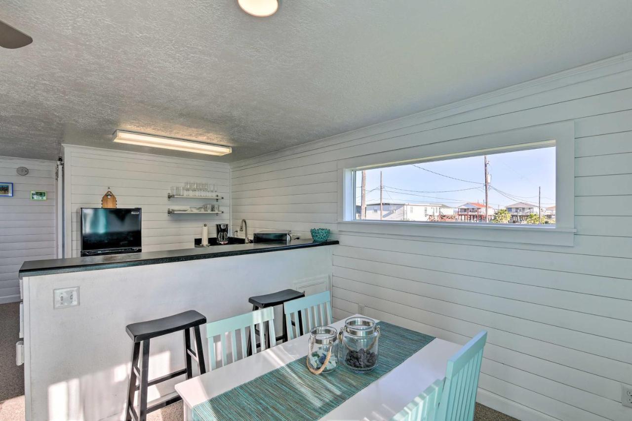 Open-Concept Cottage Less Than 1 Mi To Beach! Surfside Beach Bagian luar foto